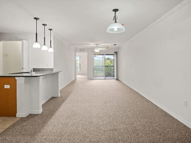 Commercial property photograph, Central Florida 083