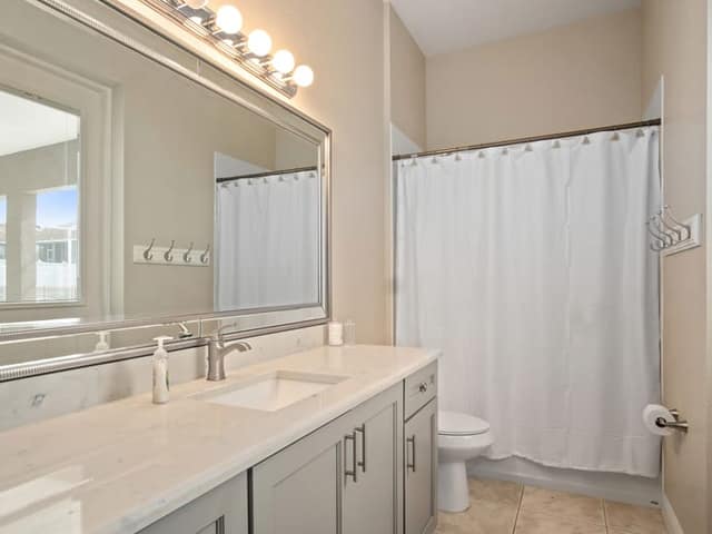 Real estate photograph — res extra 091, Orlando FL