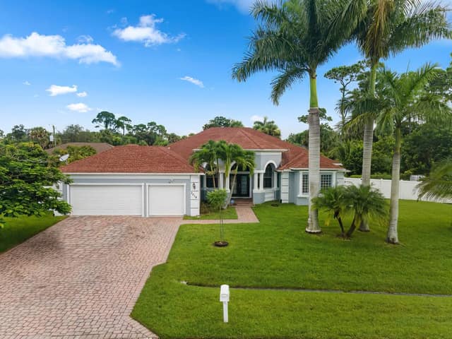 Real estate photograph — res extra 124, Orlando FL