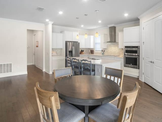 Real estate photograph — res extra 154, Orlando FL