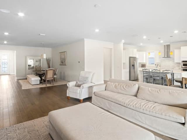 Real estate photograph — res extra 160, Orlando FL